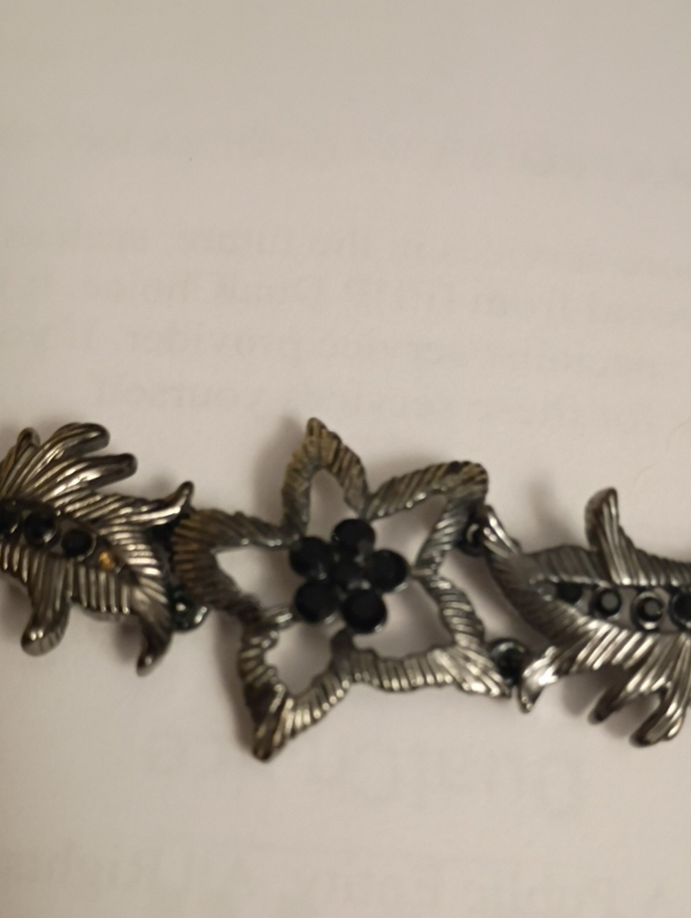 Givenchy Silver Floral Metal Statement Necklace in Gunmetal - Picture 4 of 7